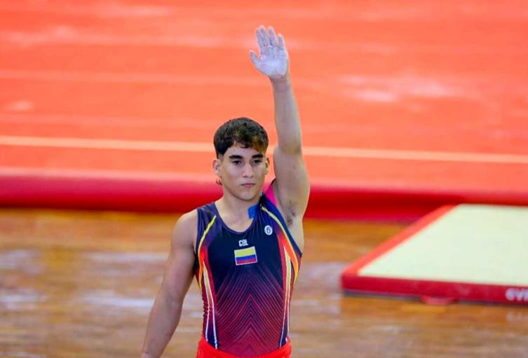 Camilo Vera Carrascal, gimnasta cucuteño. 