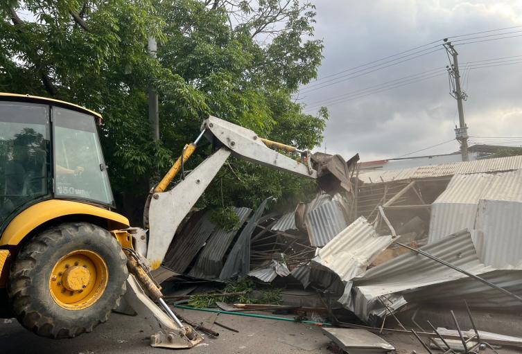 Demolición Triángulo de las Bermudas en Cúcuta