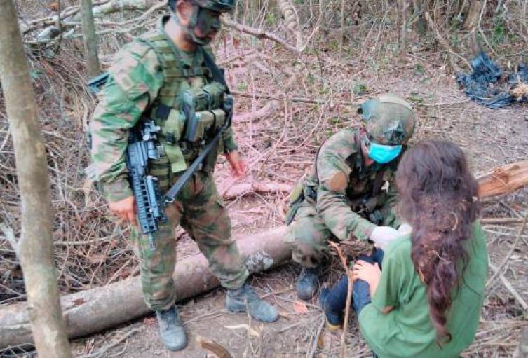 Niños víctimas de un bombardeo en el Guaviare