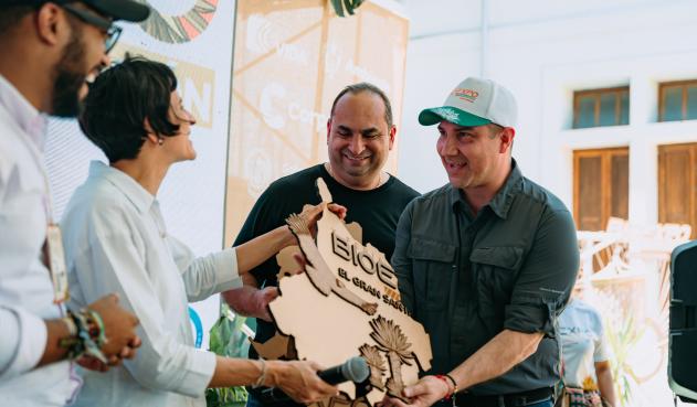 En 1965 surgió la Corporación Autónoma Regional para la Defensa de la Meseta de Bucaramanga (CDMB). Contenido Patrocinado