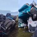Accidente entre un camión y un tractocamión en la vía Bucaramanga - Cúcuta