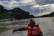 Segundo día de búsqueda del cuerpo de un menor de edad en el río Magdalena a la altura de Flandes.