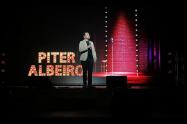 Peter Albeiro, humorista