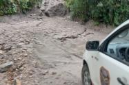 El caudal del río ha venido incrementándose de forma paulatina y que el monitoreo se mantiene activo.