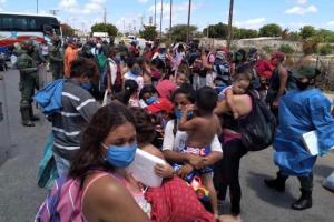 Migrantes venezolanos en la zona de frontera