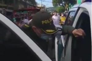 Policía llora en Cúcuta por desobediencia de las personas frente al Covid-19