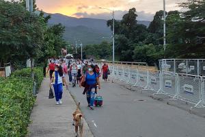 Ingreso a Puente Internacional Simón Bolívar
