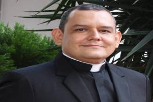 Monseñor Israel Bravo
