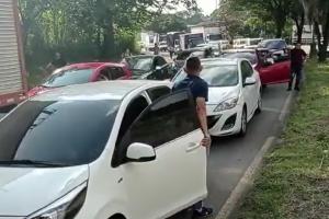 El bloqueo afectó la operación de Metrolínea.