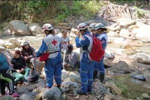 Familiares de los mineros atrapados en mina de carbón