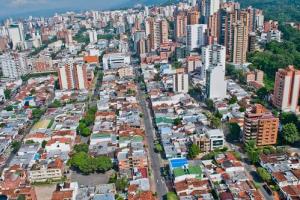 El 'pico y placa' se aplica durante 14 horas en Bucaramanga.