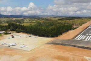 En la pista de 1.2 kilómetros podrán aterrizar aviones tipo ATR.