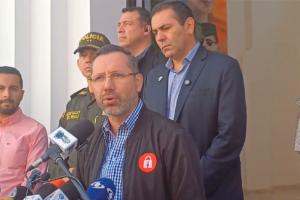 Alcalde de Bucaramanga Jaime Andrés Beltrán en rueda de prensa