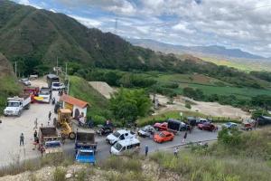 Bloqueo de vías en Norte de Santander