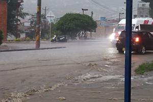 Los organismos de prevención y emergencias mantienen alerta por la tormenta