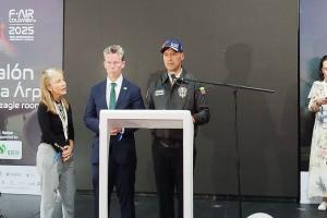 Ministros de Defensa de Colombia y Suecia