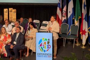 Alcalde de Girón en evento internacional, en Puerto Rico