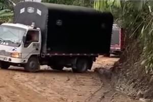 Mal estado de la Transversal del Carare