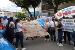 Pacientes y médicos protestando en Cúcuta 