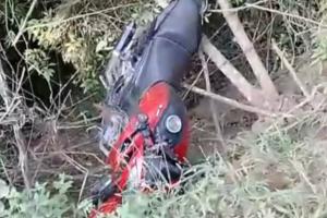 Motocicleta cayó a un abismo en Ocaña