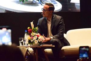 El exsenador Richard Aguilar, en un conversatorio de presentación de su nuevo libro, el 7 de octubre.