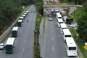Buses de Metrolínea 2025