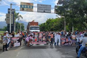 Protesta de familiares de presos colombianos