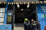 El establecimiento comercial contra el que fue lanzado el artefacto se dedica a la venta de motocicletas.