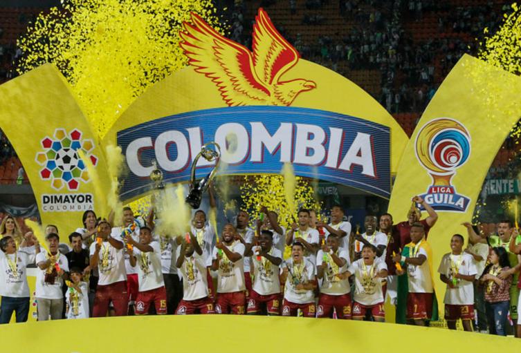 Los jugadores del Deportes Tolima así celebraron el título