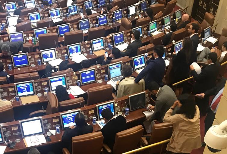 La plenaria de la Cámara de Representantes adelantará la elección del nuevo Defensor.