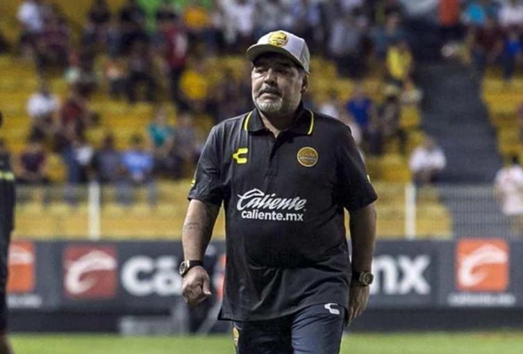 Diego Maradona, técnico de Dorados