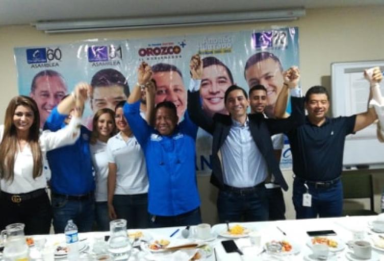 De acuerdo al parlamentario, su decisión se argumenta dando cumplimiento a la ley de partido y bancada