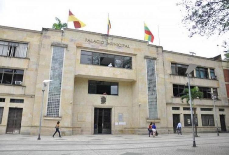 En la publicación aparece el agradecimiento al Secretario de Gobierno y a Edgardo Arzuza por el nombramiento de Linda Shirley Cruz