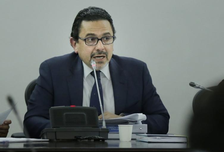 Miguel Ceballos, alto Comisionado para la Paz