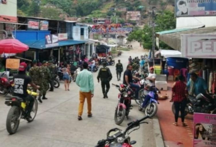 Las autoridades verificarán que los establecimientos y locales comerciales, estén formalizados y cumplan las medidas de bioseguridad
