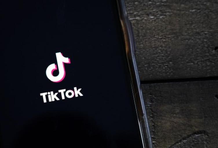 tik tok
