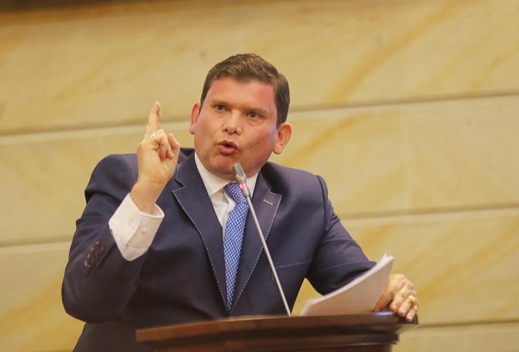 Senador John Milton Rodríguez