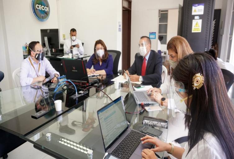 Superservicios en el ibal
