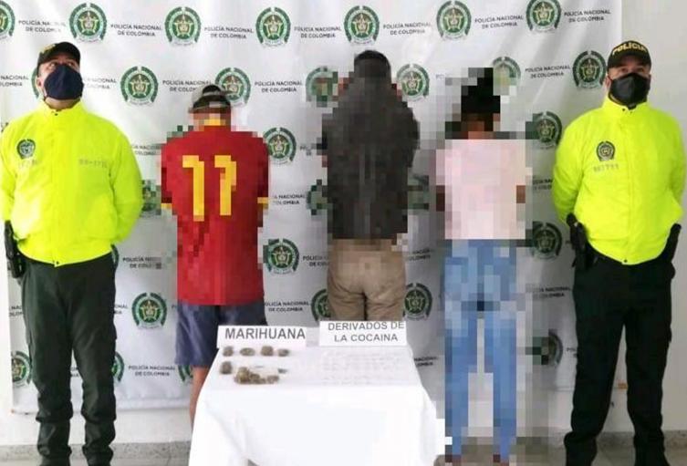 Allanaron dos viviendas y se realizaron tres capturas por microtráfico en Ambalema