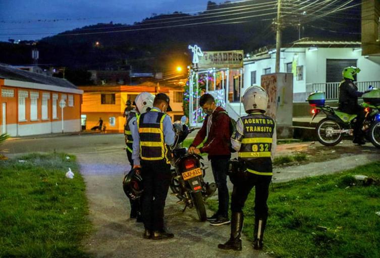 toque de queda nocturno en Ibagué 2021