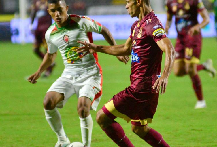 3 a 1 gano el vino tinto y oro