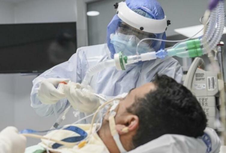 Ocupación UCI Por alta ocupación de camas UCI, tomarían medidas restrictivas en Semana Santa en Antioquia.