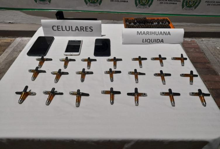 ¡Otro duro golpea al microtráfico! Cayó en Ibagué, banda ‘Los Vaper’ por comercializar marihuana líquida