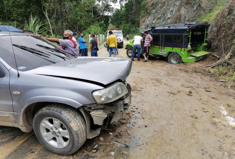 Choque entre camioneta y campero dejó 7 personas lesionadas en San Bernardo