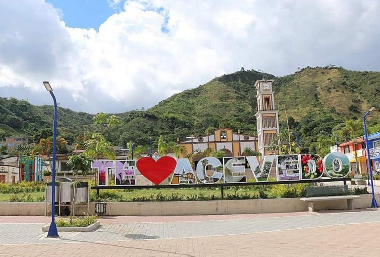 Conflagración en la estación de Policía de Acevedo Huila dejó varios heridos