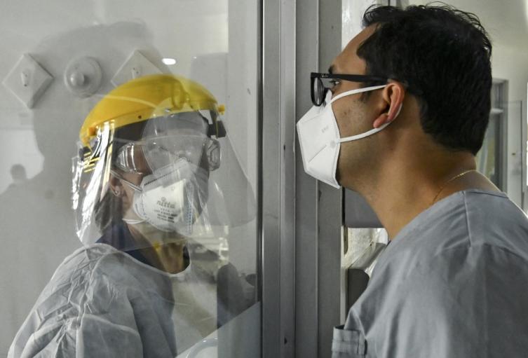 Unidad de Cuidado Intensivo para atender a pacientes covid