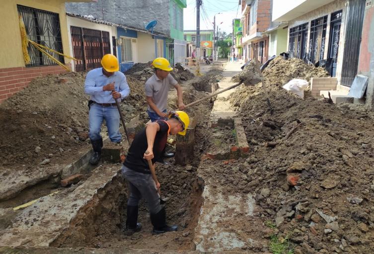 Operario del IBAL quedó atrapado en excavación de la Ciudadela Simón Bolívar