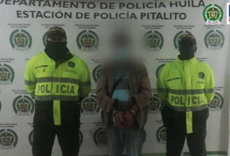 Hombre abusaba de su hijastra 