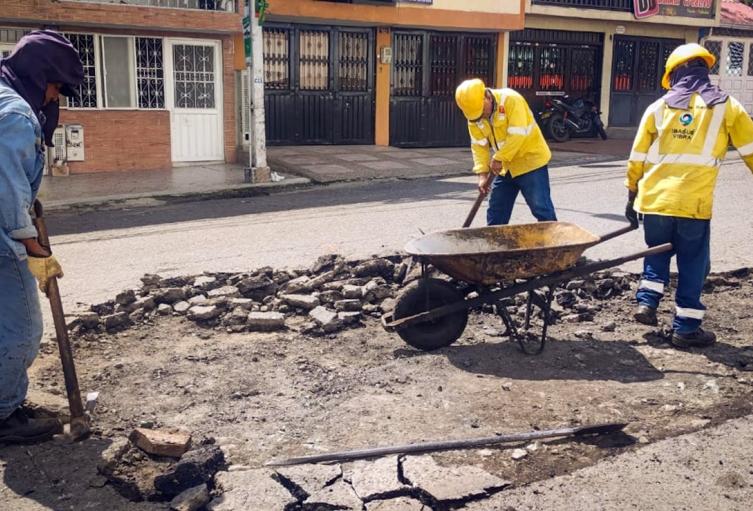 Pavimentación de vías en Ibagué