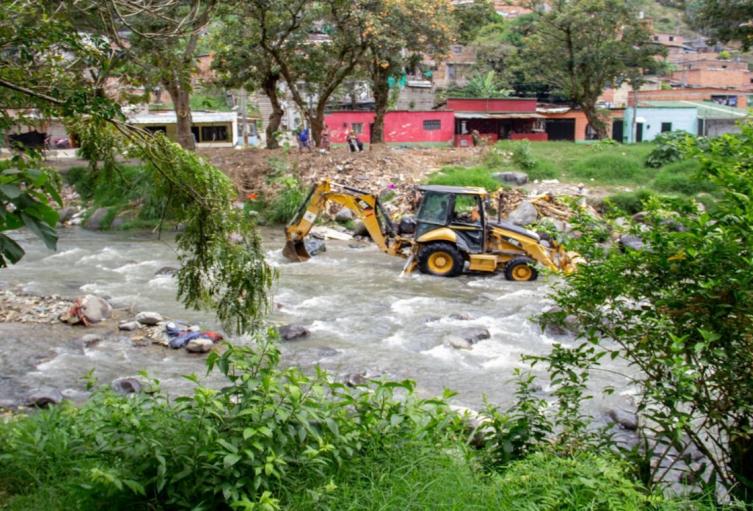 Maquinaria Amarilla, Secretaría de Ambiente y Gestión del Riesgo